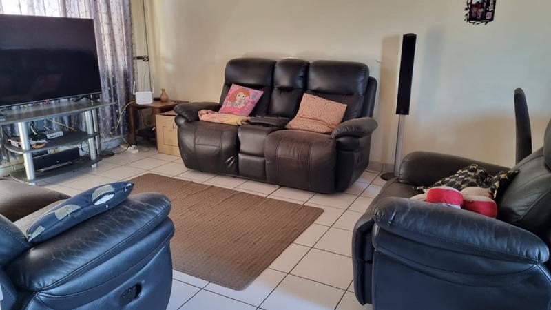 2 Bedroom Property for Sale in Malvern KwaZulu-Natal