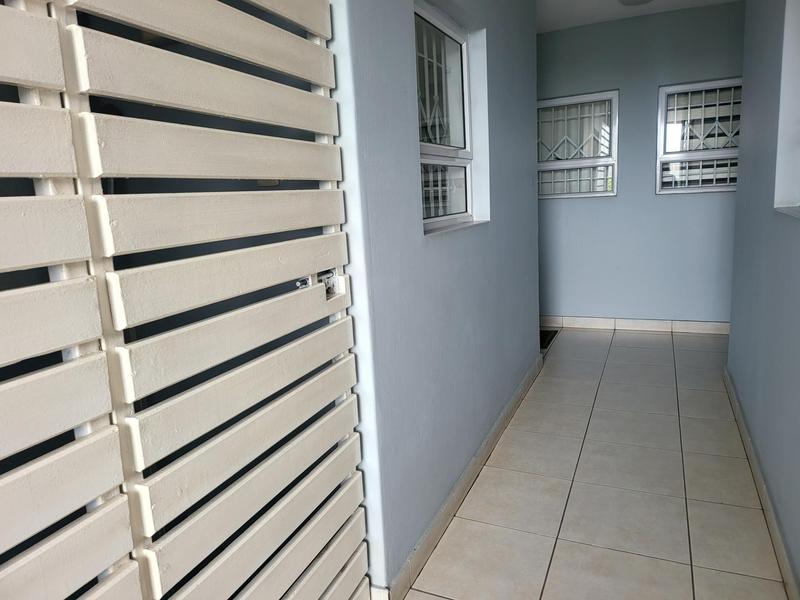 2 Bedroom Property for Sale in Umhlanga Ridge KwaZulu-Natal