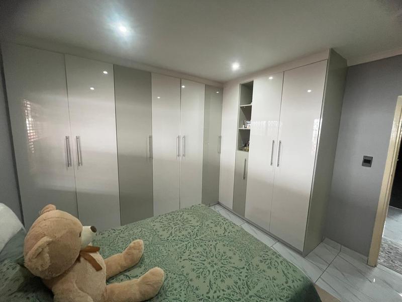 3 Bedroom Property for Sale in Malvern KwaZulu-Natal