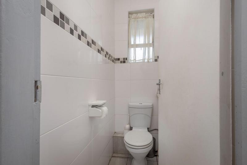 3 Bedroom Property for Sale in Amanzimtoti KwaZulu-Natal