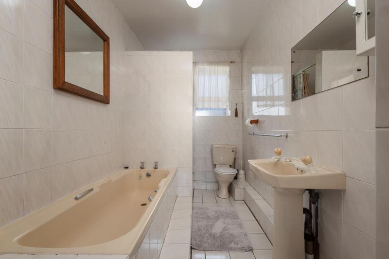 3 Bedroom Property for Sale in Amanzimtoti KwaZulu-Natal