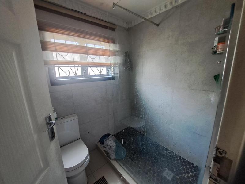 2 Bedroom Property for Sale in Caneside KwaZulu-Natal