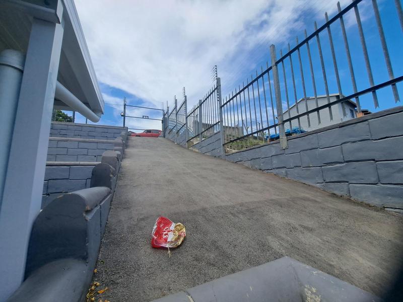 2 Bedroom Property for Sale in Caneside KwaZulu-Natal