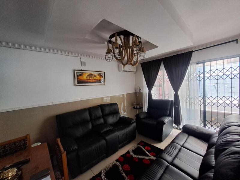 2 Bedroom Property for Sale in Caneside KwaZulu-Natal