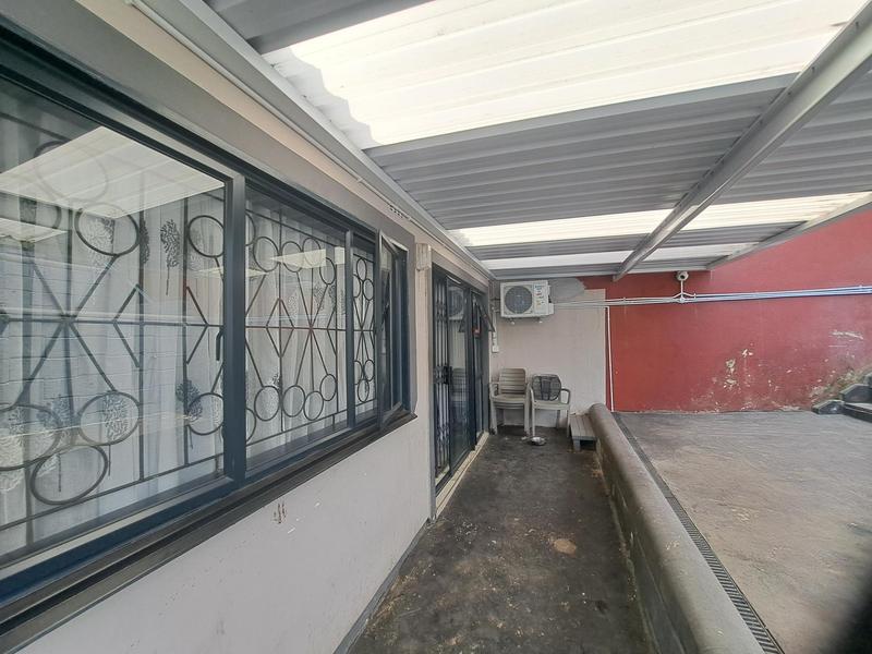 2 Bedroom Property for Sale in Caneside KwaZulu-Natal