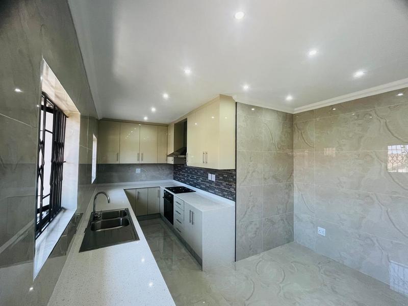 To Let 3 Bedroom Property for Rent in Malvern KwaZulu-Natal