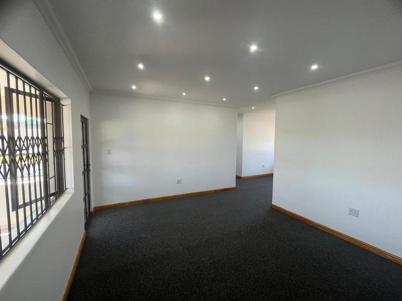 To Let 3 Bedroom Property for Rent in Malvern KwaZulu-Natal