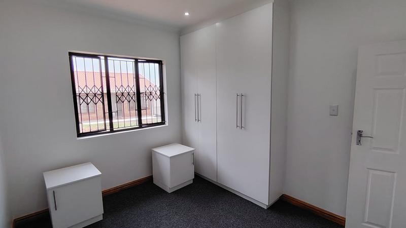 To Let 3 Bedroom Property for Rent in Malvern KwaZulu-Natal