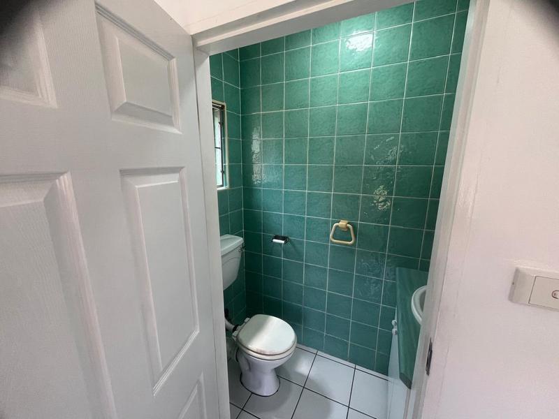 To Let 2 Bedroom Property for Rent in Malvern KwaZulu-Natal