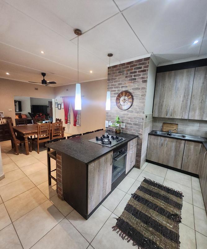 3 Bedroom Property for Sale in Salt Rock KwaZulu-Natal