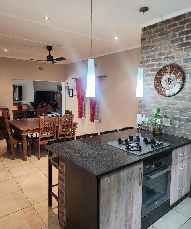 3 Bedroom Property for Sale in Salt Rock KwaZulu-Natal