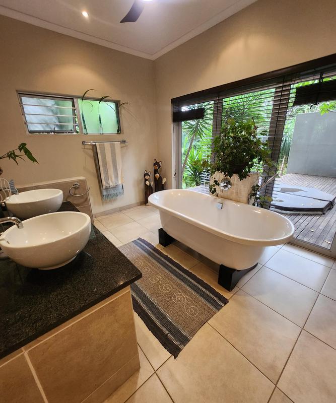 3 Bedroom Property for Sale in Salt Rock KwaZulu-Natal