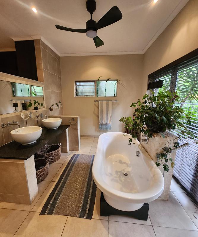 3 Bedroom Property for Sale in Salt Rock KwaZulu-Natal