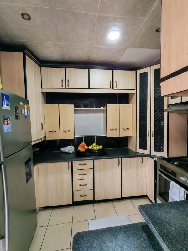 5 Bedroom Property for Sale in Brookdale KwaZulu-Natal