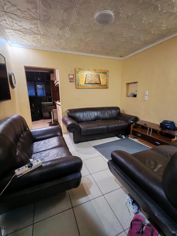 5 Bedroom Property for Sale in Brookdale KwaZulu-Natal