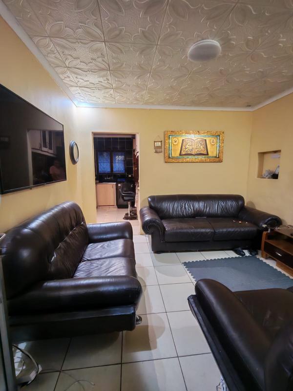 5 Bedroom Property for Sale in Brookdale KwaZulu-Natal