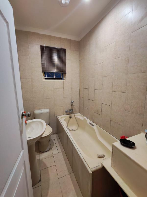 5 Bedroom Property for Sale in Brookdale KwaZulu-Natal