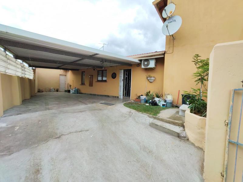 5 Bedroom Property for Sale in Brookdale KwaZulu-Natal