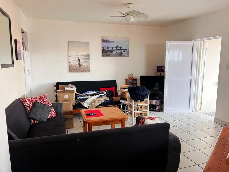 To Let 2 Bedroom Property for Rent in Margate KwaZulu-Natal