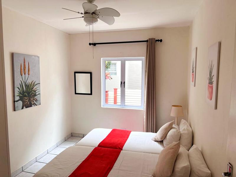To Let 2 Bedroom Property for Rent in Margate KwaZulu-Natal