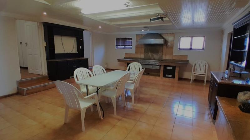 6 Bedroom Property for Sale in Shelly Beach KwaZulu-Natal