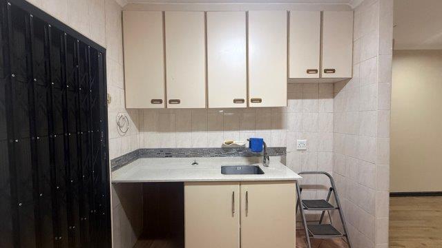 To Let 2 Bedroom Property for Rent in Escombe KwaZulu-Natal