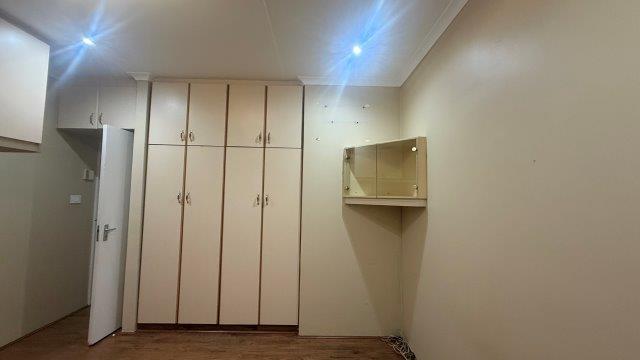 To Let 2 Bedroom Property for Rent in Escombe KwaZulu-Natal