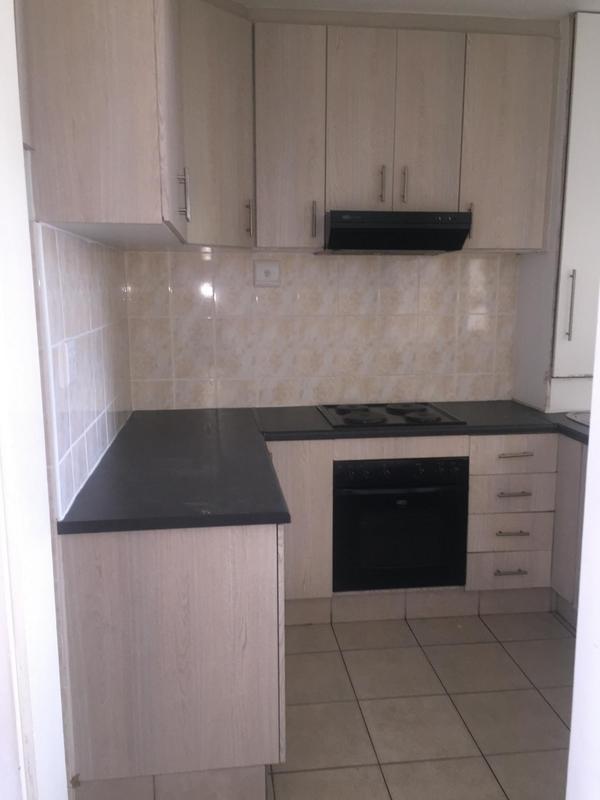 1 Bedroom Property for Sale in Esplanade KwaZulu-Natal
