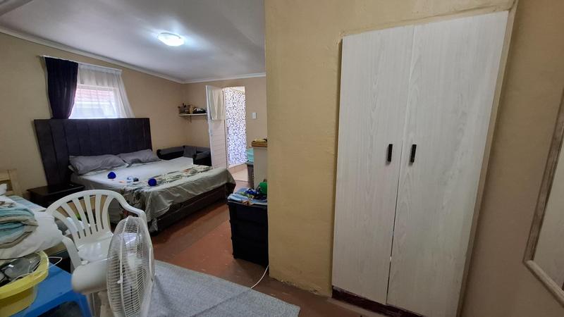 1 Bedroom Property for Sale in Sydenham KwaZulu-Natal