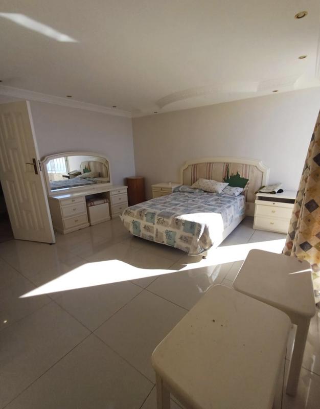 4 Bedroom Property for Sale in North Beach KwaZulu-Natal