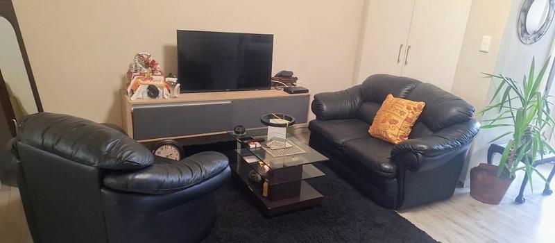 1 Bedroom Property for Sale in Esplanade KwaZulu-Natal