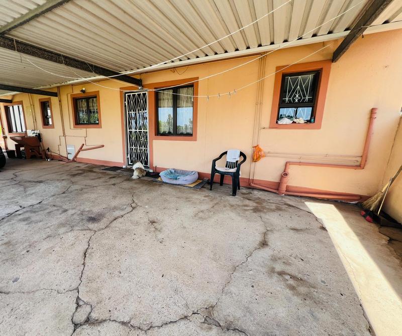 4 Bedroom Property for Sale in Avoca KwaZulu-Natal