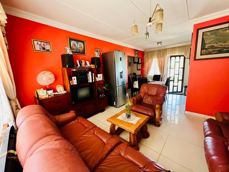 4 Bedroom Property for Sale in Avoca KwaZulu-Natal