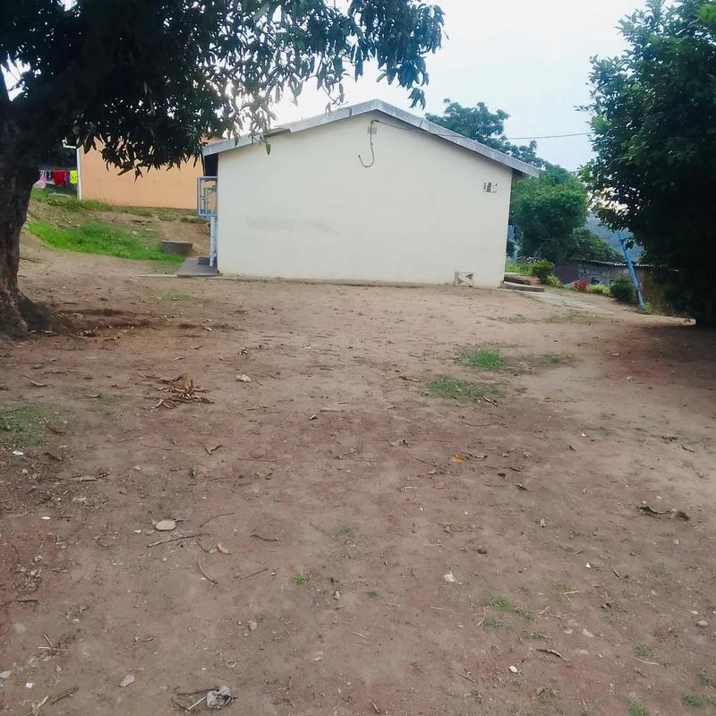 2 Bedroom Property for Sale in Umlazi KwaZulu-Natal