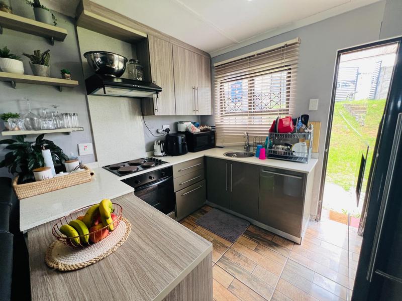 3 Bedroom Property for Sale in Umlazi KwaZulu-Natal