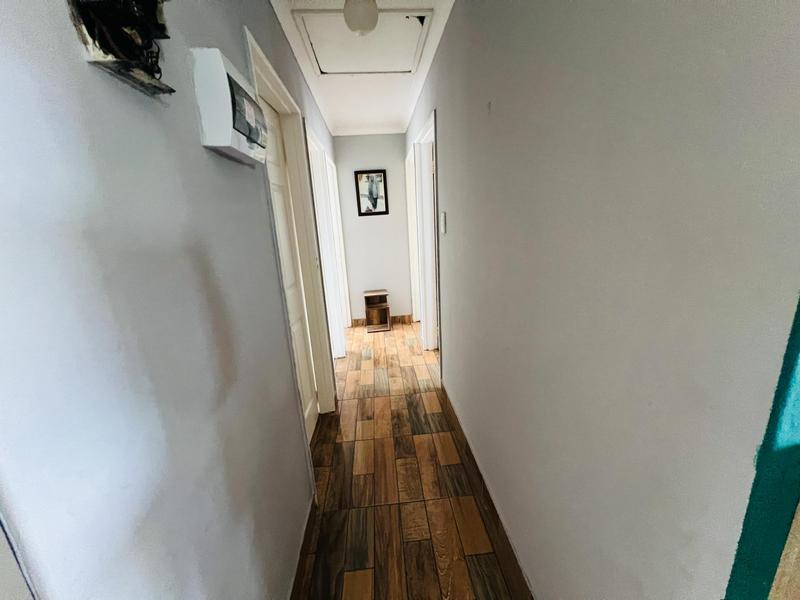 3 Bedroom Property for Sale in Umlazi KwaZulu-Natal