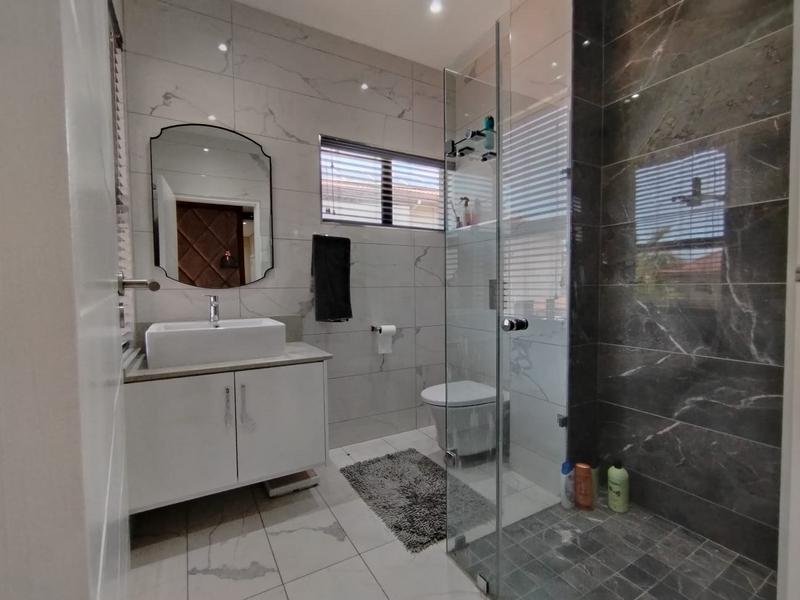 3 Bedroom Property for Sale in Izinga KwaZulu-Natal