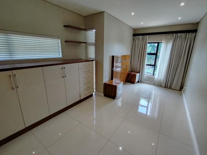 3 Bedroom Property for Sale in Izinga KwaZulu-Natal