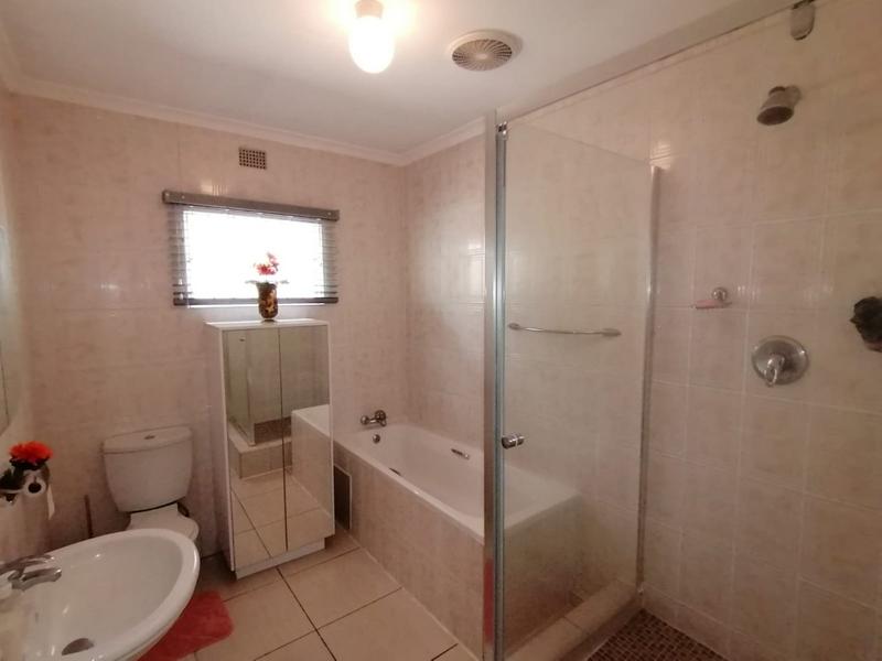 3 Bedroom Property for Sale in Reservoir Hills KwaZulu-Natal