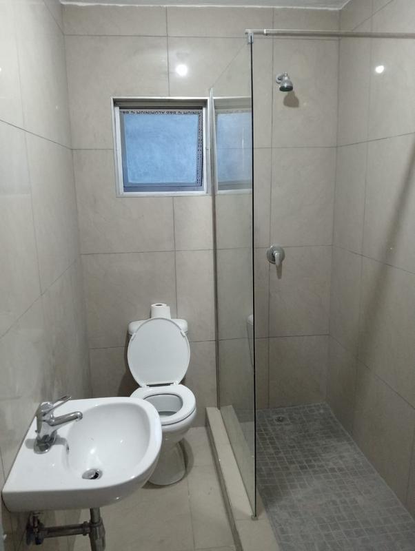 To Let 1 Bedroom Property for Rent in Newlands West KwaZulu-Natal