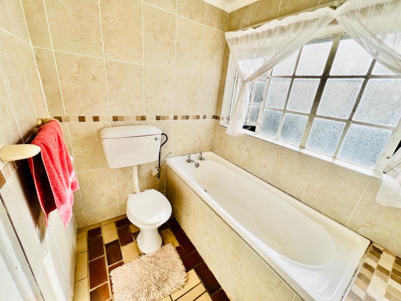 4 Bedroom Property for Sale in Blackridge KwaZulu-Natal