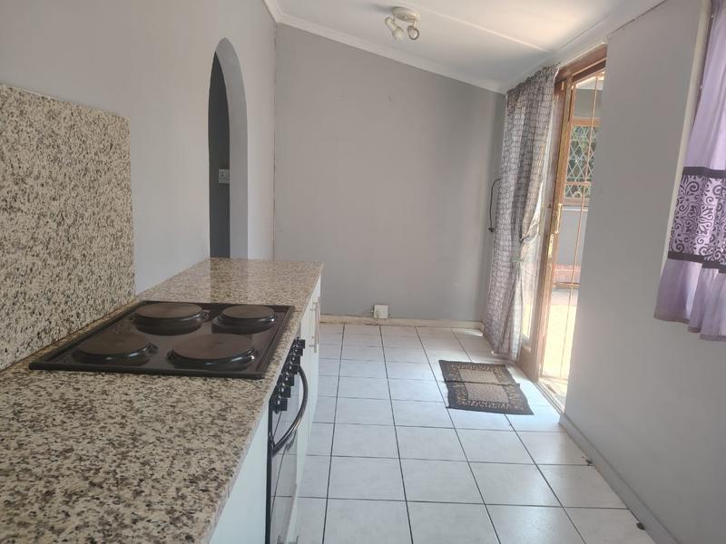 1 Bedroom Property for Sale in Manors KwaZulu-Natal