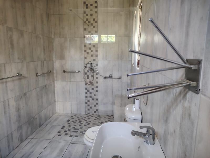 1 Bedroom Property for Sale in Manors KwaZulu-Natal