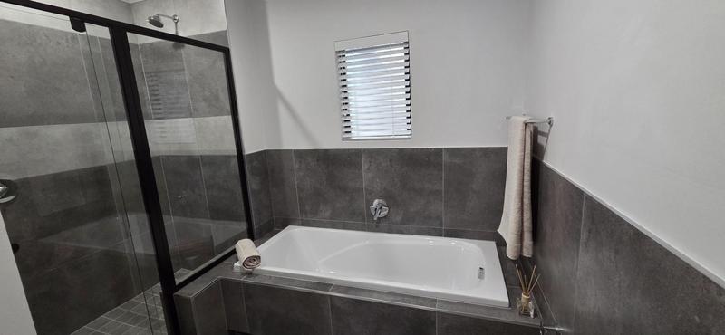 3 Bedroom Property for Sale in Westbrook KwaZulu-Natal