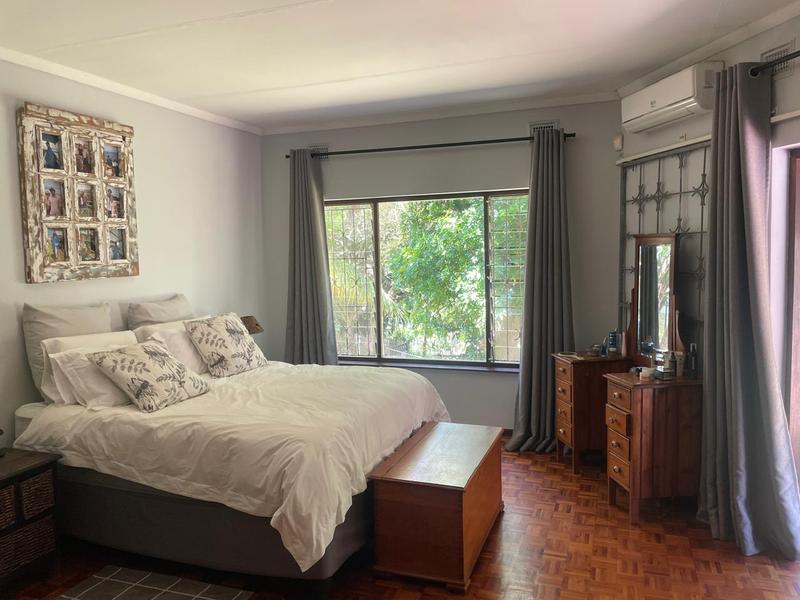 To Let 4 Bedroom Property for Rent in Salt Rock KwaZulu-Natal