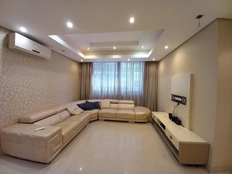 To Let 2 Bedroom Property for Rent in North Beach KwaZulu-Natal