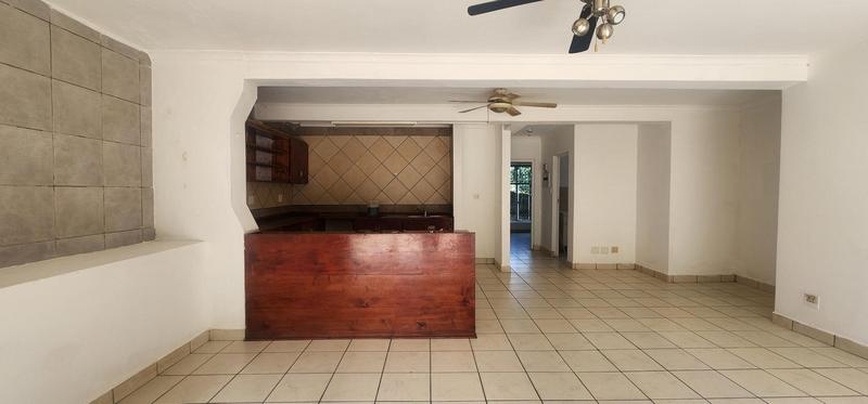 To Let 2 Bedroom Property for Rent in Umkomaas KwaZulu-Natal