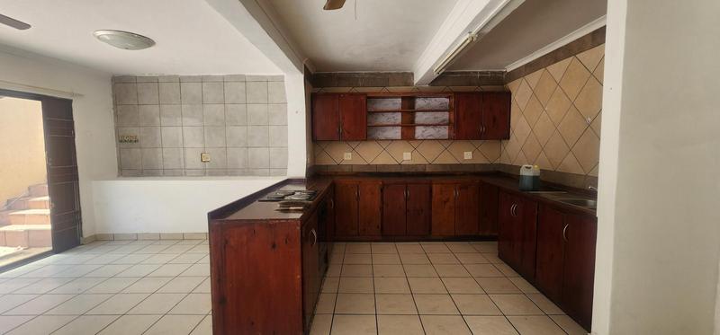 To Let 2 Bedroom Property for Rent in Umkomaas KwaZulu-Natal
