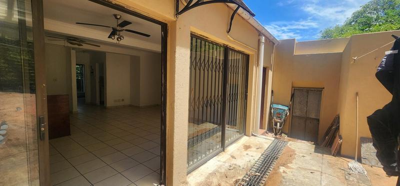 To Let 2 Bedroom Property for Rent in Umkomaas KwaZulu-Natal