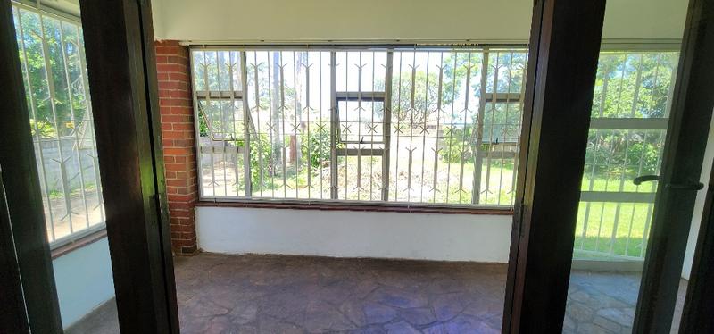 To Let 3 Bedroom Property for Rent in Scottburgh KwaZulu-Natal